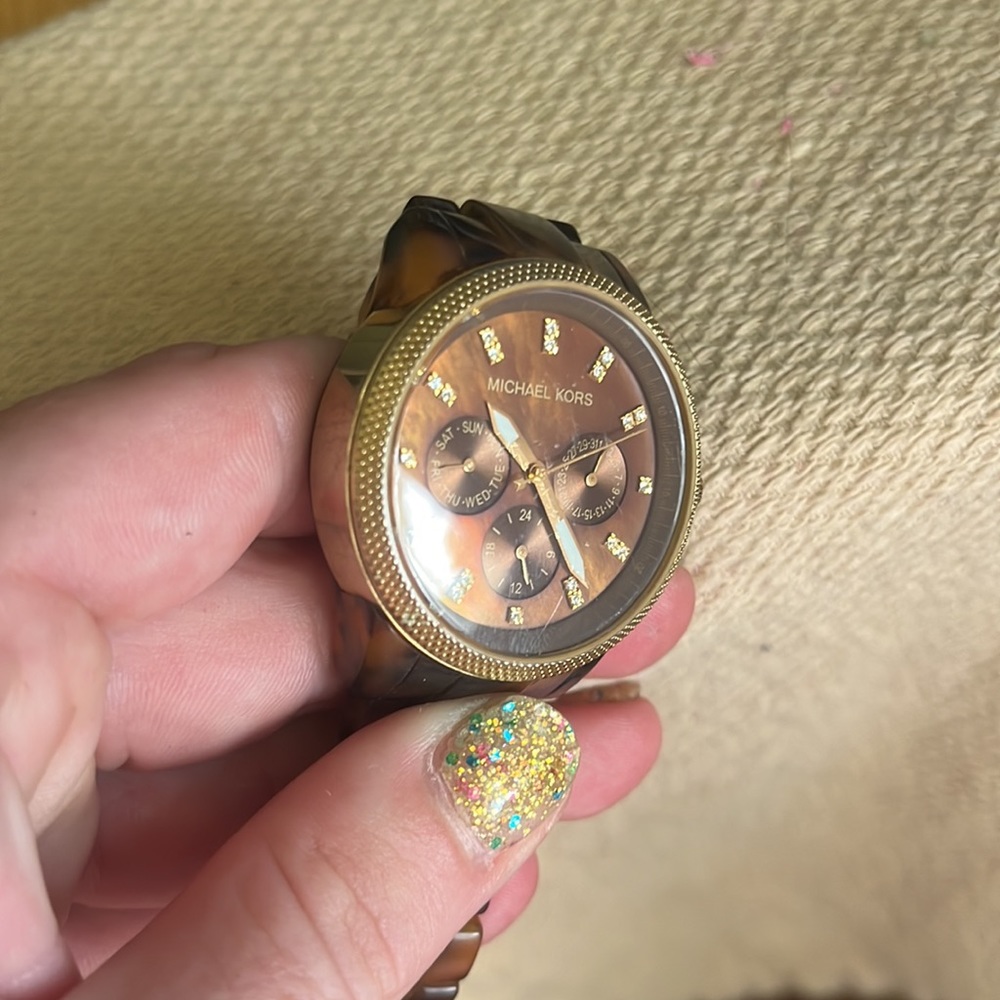 MK tortoise shell watch - Picture 4 of 4